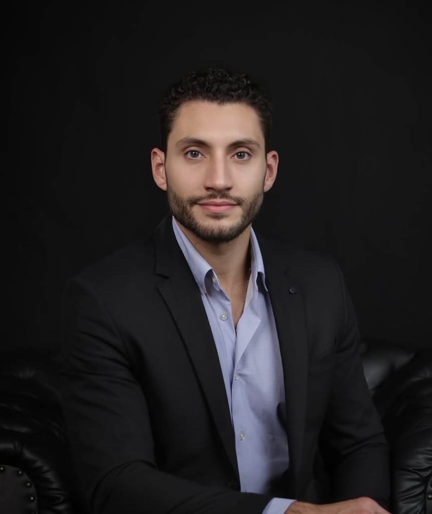 Dr. Roger Domingos